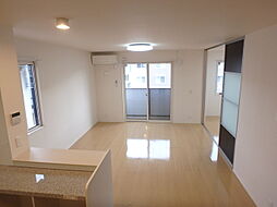プレイン　III 202 2階2LDKのリビング/ダイニング