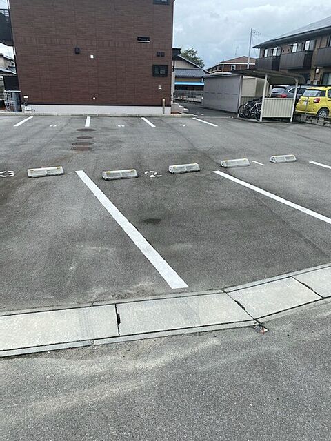 7 / 9