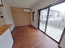 JR豊肥本線 光の森駅 徒歩12分の賃貸マンション 1階1LDKのリビング/ダイニング