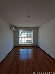 アーバンムラセ 105 1階ワンルームのリビング/ダイニング