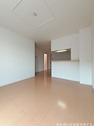 カーサ・フィオーレＡ 103 1階1LDKのリビング/ダイニング