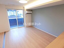 メゾン中筋 201 2階2LDKのリビング/ダイニング