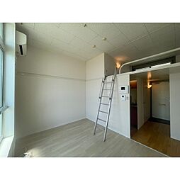 ジュネス江南 204 2階1Kのリビング/ダイニング