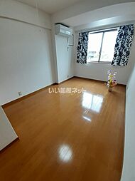 プレステージ伏石 202 2階1Kのリビング/ダイニング