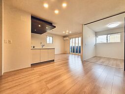 JR越後線 上所駅 徒歩20分の賃貸アパート 2階2LDKのリビング/ダイニング