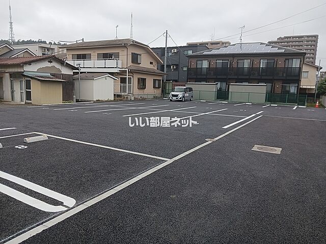 19 / 28