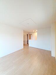 プチ・メゾンＳ　II 101 1階1LDKのリビング/ダイニング