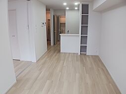 エバーグリーンIIＢ棟 102 1階1LDKのリビング/ダイニング