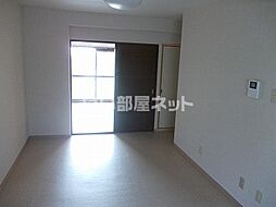 サン・パレス 1C 1階3LDKのリビング/ダイニング