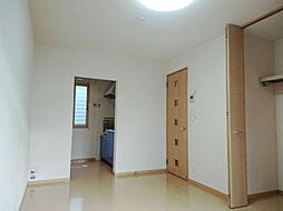 プレミール・ルナ 106 1階ワンルームのリビング/ダイニング