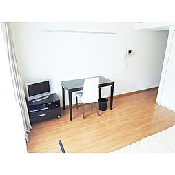 フラワーシティINブラボン 505 5階ワンルームのリビング/ダイニング