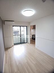 JR山陰本線 馬堀駅 徒歩14分の賃貸アパート 1階1LDKのリビング/ダイニング