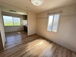 グレース安曇野 Ａ 102 1階1LDKのリビング/ダイニング