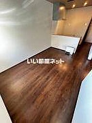 ＲＩＴＺ　ＧＡＲＤＥＮ（リッツ　ガーデン） C-102 1階1LDKのリビング/ダイニング