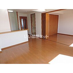 フレーシュ 303 3階3LDKのリビング/ダイニング