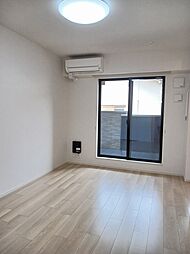 メゾン・ルピナス 203 2階1LDKのリビング/ダイニング