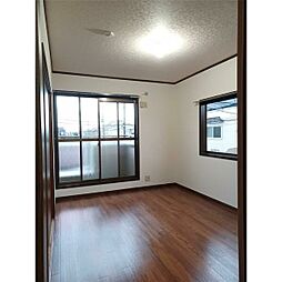 サマックスラークB 205 2階2DKのリビング/ダイニング