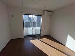 P.court 103 1階ワンルームのリビング/ダイニング