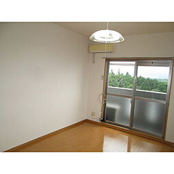 Green Hills 308 3階ワンルームのリビング/ダイニング