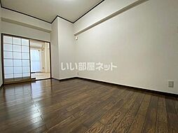 第2イギリス館 303 3階2Kのリビング/ダイニング