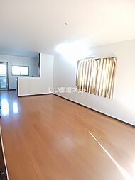 伏石町戸建て 1 1階3LDKのリビング/ダイニング