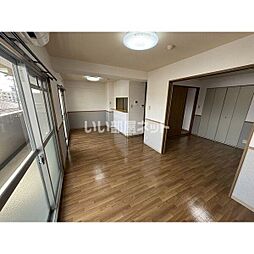 ドエル植田山 302 3階2LDKのリビング/ダイニング