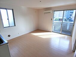 ＧＲＥＥＮ　ＣＯＵＲＴ 202 2階1LDKのリビング/ダイニング