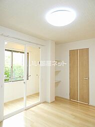 フェア　レジデンス 103 1階1Kのリビング/ダイニング