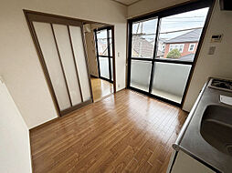 アベニール 201 2階2Kのリビング/ダイニング