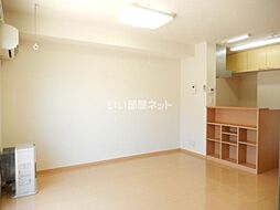 イーグル今3号館 102 1階1LDKのリビング/ダイニング