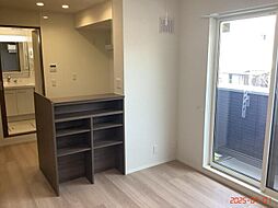 D-crinum 白銀II 301 3階1LDKのリビング/ダイニング