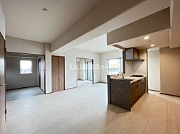 SANSEVIERIA参道 303 3階2LDKのリビング/ダイニング