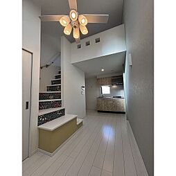 Villeneuve下小田井(ヴィルヌーヴシモオタイ) 102 1階ワンルームのリビング/ダイニング