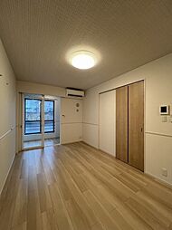 メディオ　パーロ　Ｂ 104 1階1LDKのリビング/ダイニング