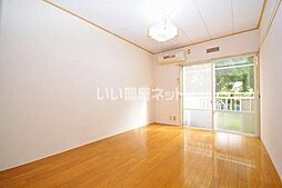 リヴィエール・カナヤＡ 203 2階ワンルームのリビング/ダイニング