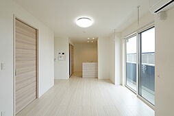 Jade朝日 103 1階1LDKのリビング/ダイニング