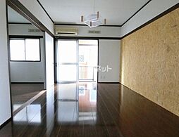 ハイツ福生 202 2階2Kのリビング/ダイニング