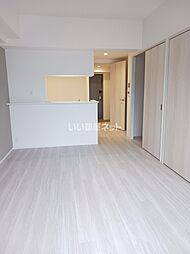 コンフォリア・リヴ新大阪西宮原ソルテラス 712 7階2LDKのリビング/ダイニング