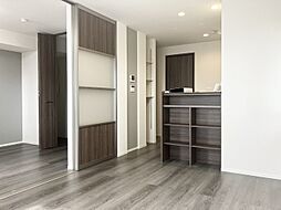 ディアライズ久米中央 201 2階1LDKのリビング/ダイニング