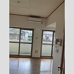 リアライズ稲永駅前 101 1階2LDKのリビング/ダイニング