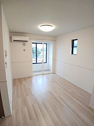 シュバルツハウス防府 101 1階1LDKのリビング/ダイニング