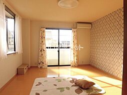 グリーングラス 101 1階1Kのリビング/ダイニング