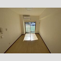 サンパレスシカマ 411 4階1Kのリビング/ダイニング