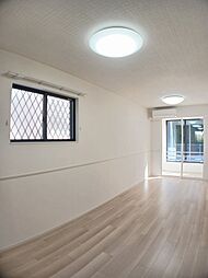 アイ・グレース　Ａ 105 1階1LDKのリビング/ダイニング