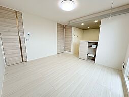 リッシュボヌール 202 2階1LDKのリビング/ダイニング