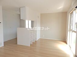 ラ・ヴィレッタ　A棟 201 2階3LDKのリビング/ダイニング