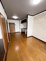 ソシエ府中 303 3階2LDKのリビング/ダイニング