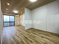 セフィラ富士 203 2階1LDKのリビング/ダイニング