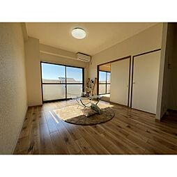 ブルーベル 302 3階2LDKのリビング/ダイニング