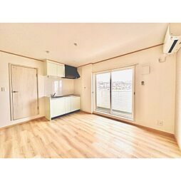 メリディアン鶴ケ谷 203 2階ワンルームのリビング/ダイニング